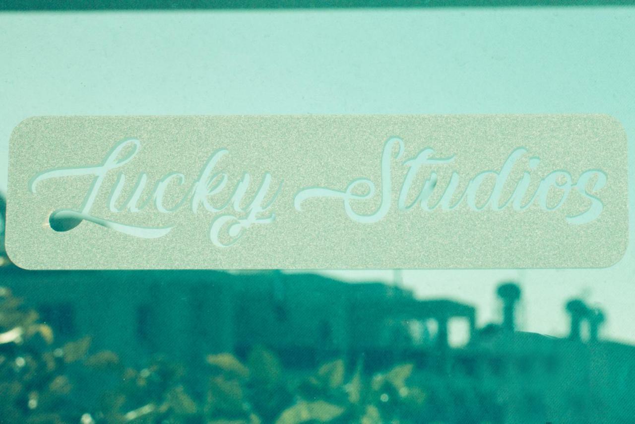 Lucky 2 Leilighet Paralímni Eksteriør bilde